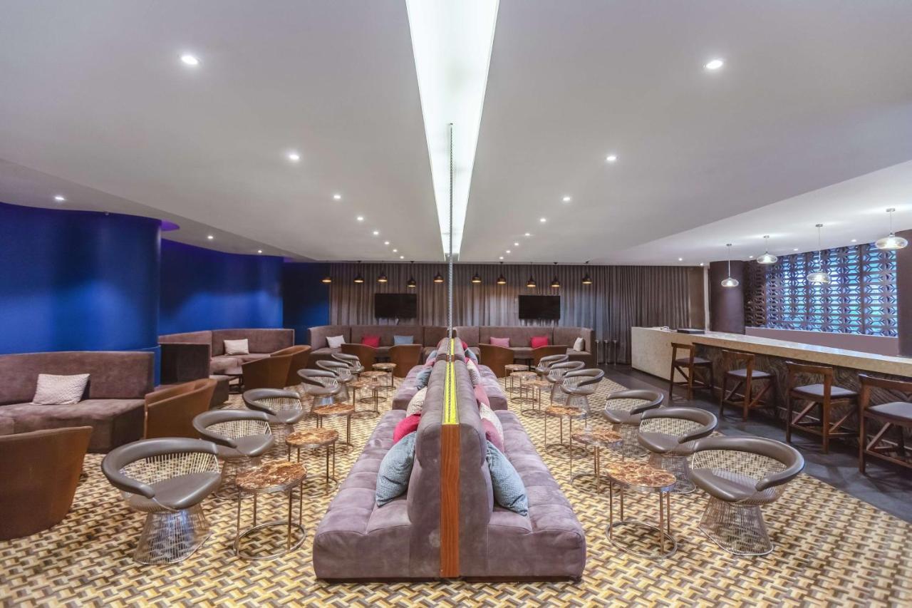 Radisson Blu Okoume Palace Hotel, Либревиль Экстерьер фото