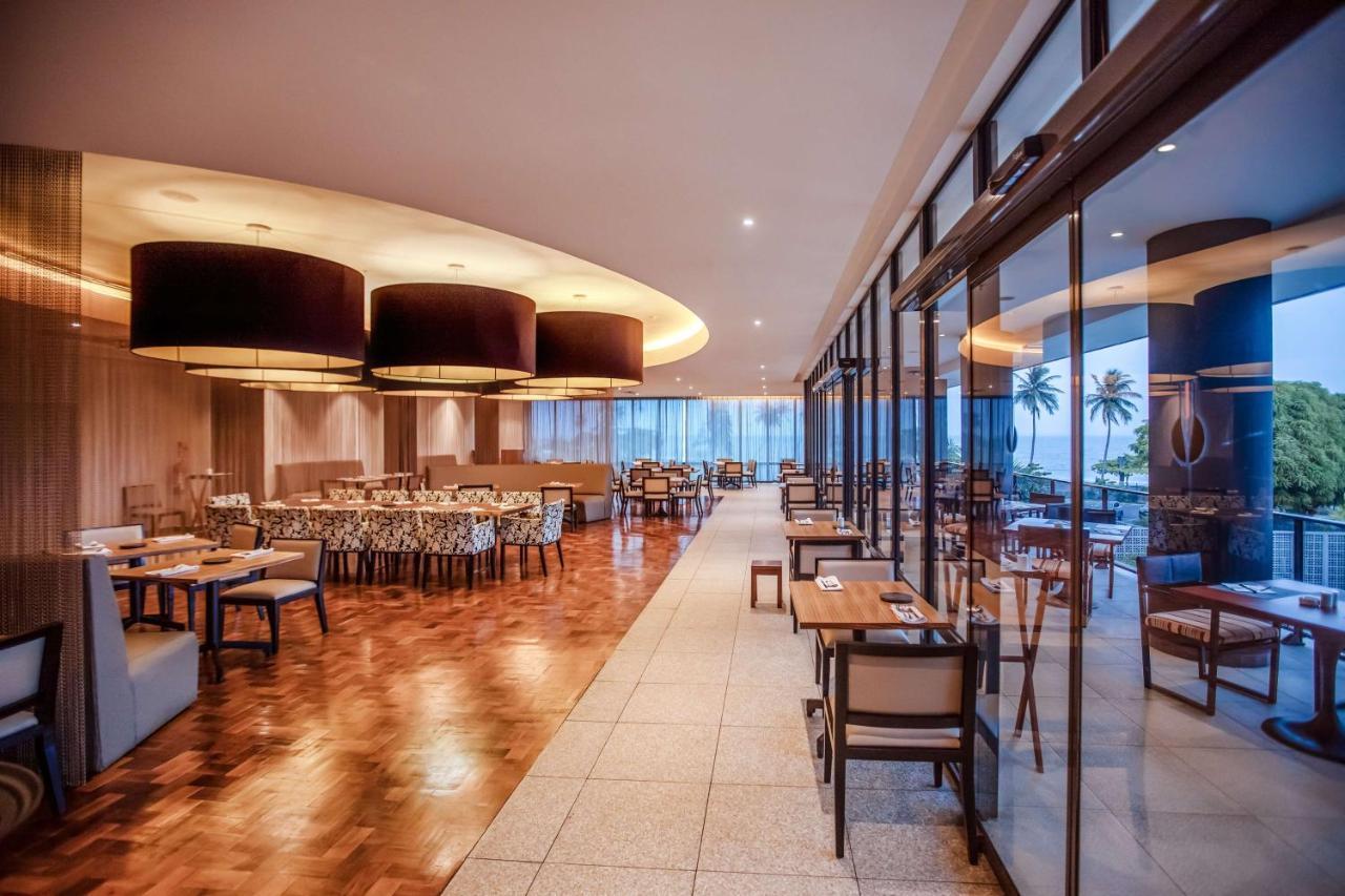 Radisson Blu Okoume Palace Hotel, Либревиль Экстерьер фото